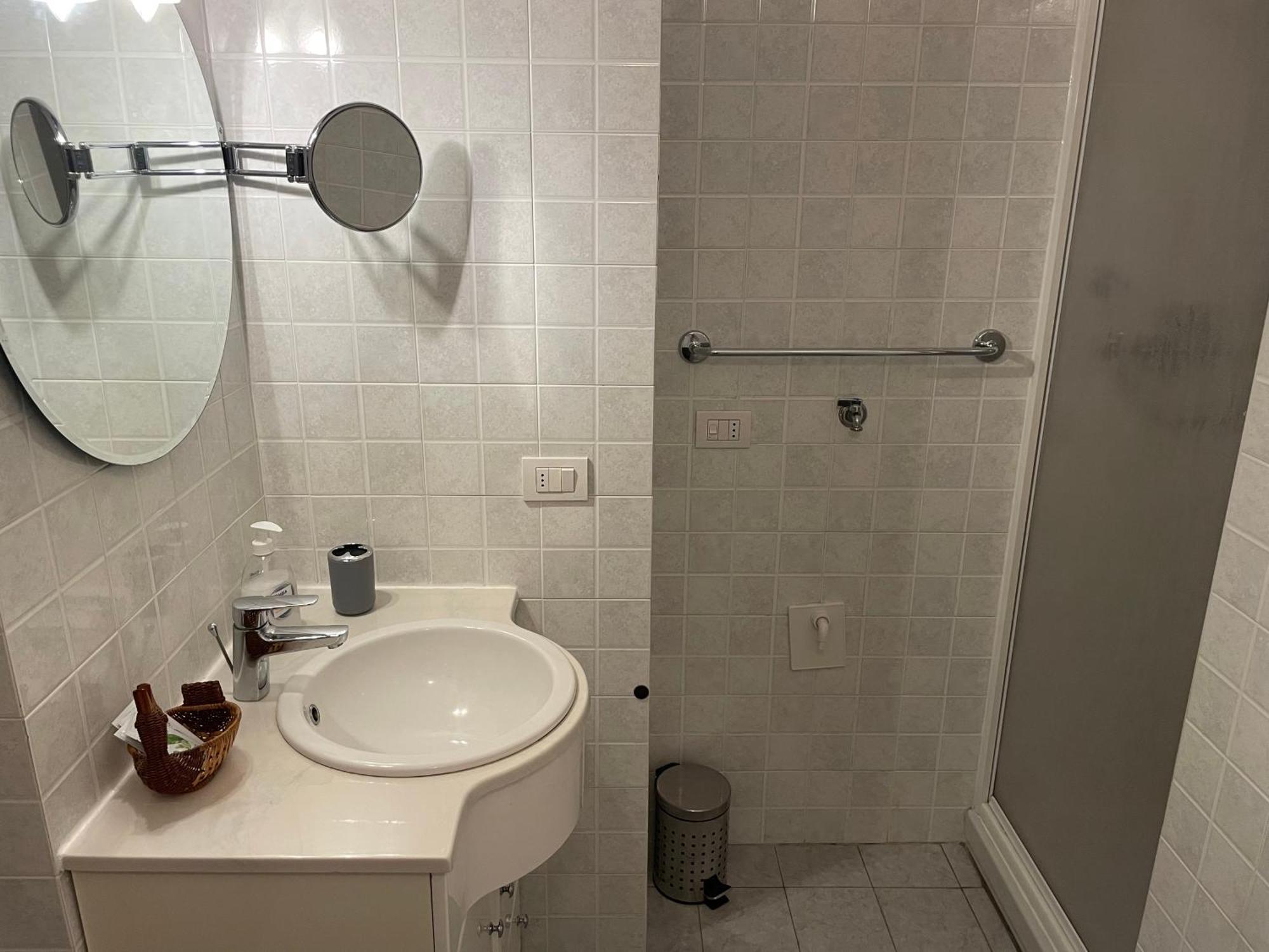 Top-Floor Malpensa Gallarate Mxp-Airport Apartment ภายนอก รูปภาพ