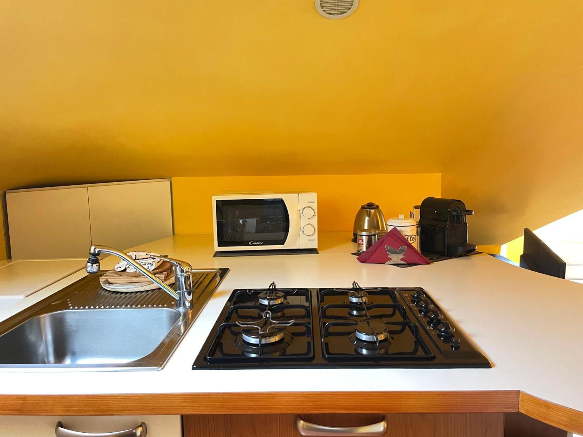 Top-Floor Malpensa Gallarate Mxp-Airport Apartment ภายนอก รูปภาพ