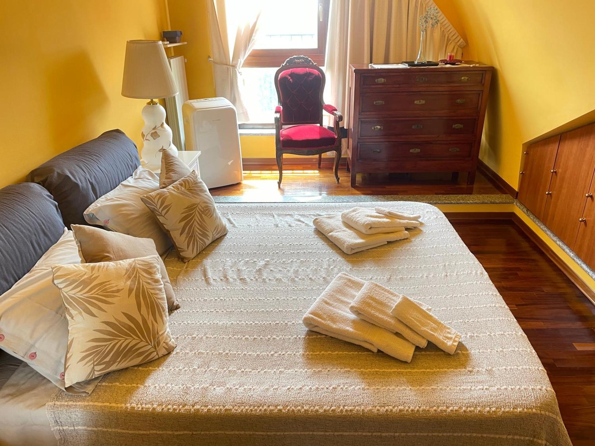 Top-Floor Malpensa Gallarate Mxp-Airport Apartment ภายนอก รูปภาพ