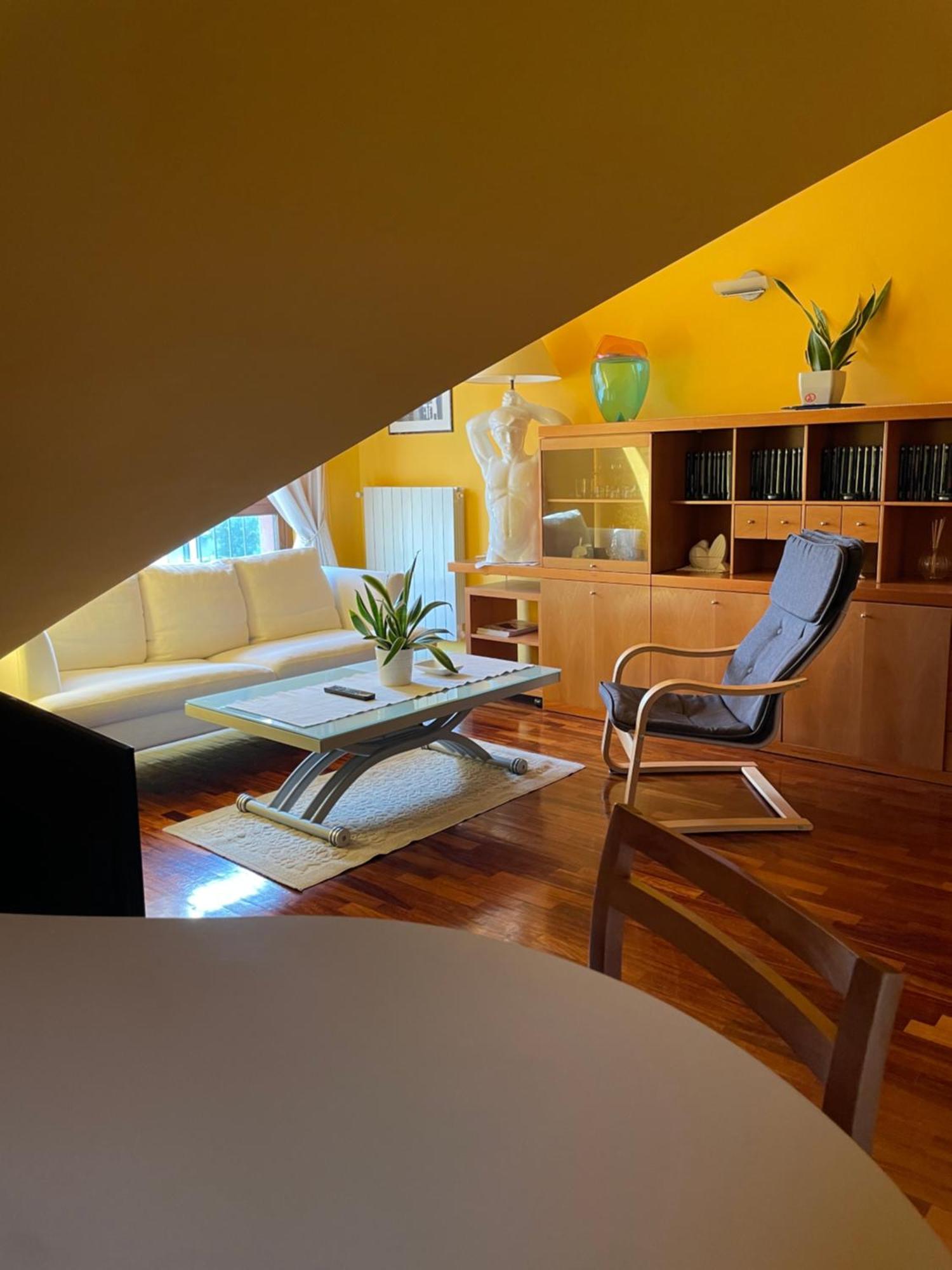 Top-Floor Malpensa Gallarate Mxp-Airport Apartment ภายนอก รูปภาพ